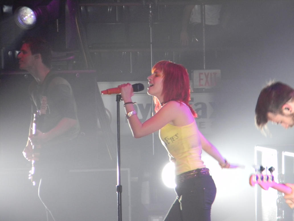 Hayley Williams Live by